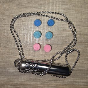 Henger nyaklánchoz világos filckorong